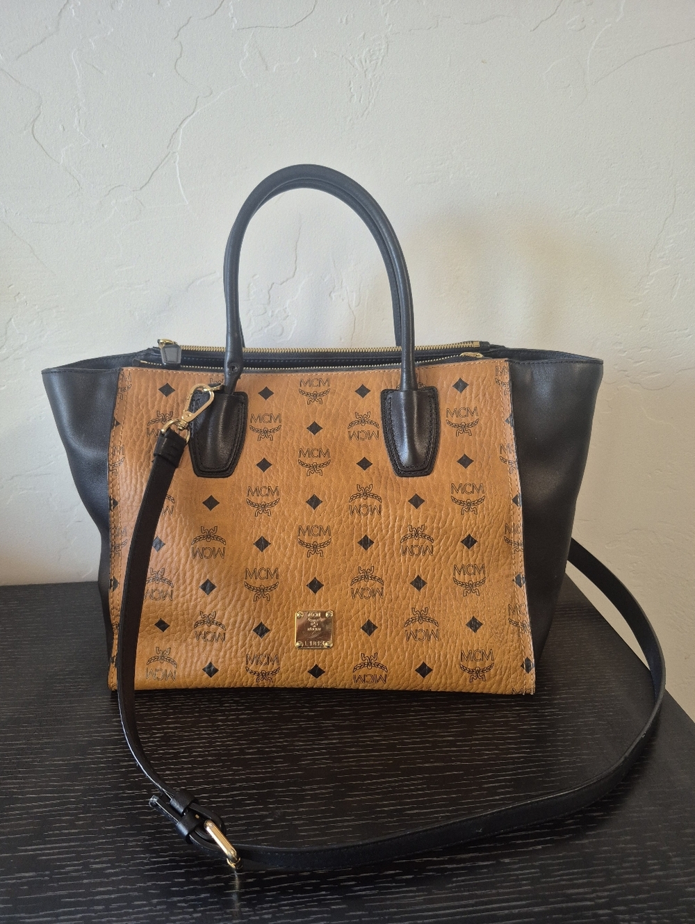 Gorgeous Authentic MCM Visetos Kathy Handbag